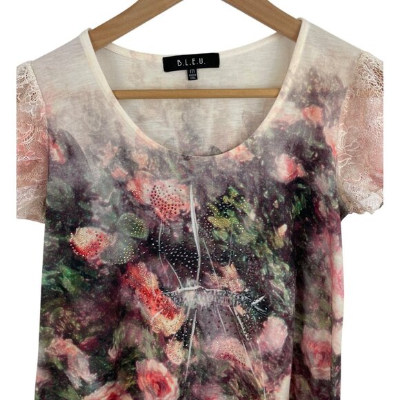 B.L.E.U. Womens Size Medium Floral Embellished Short Sleeve T-shirt Lace Sleeve - Picture 2 of 8